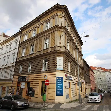 Apartment 2b Prague